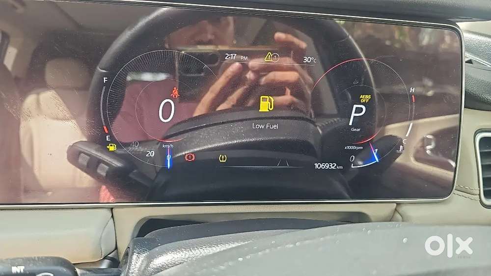 Mahindra Xuv700 2022 Diesel 107000 Km Driven