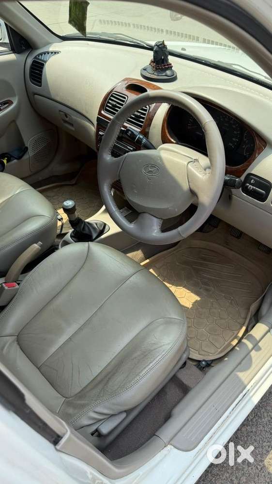 Hyundai Accent 2013 Cng.. Full Orignal Paint
