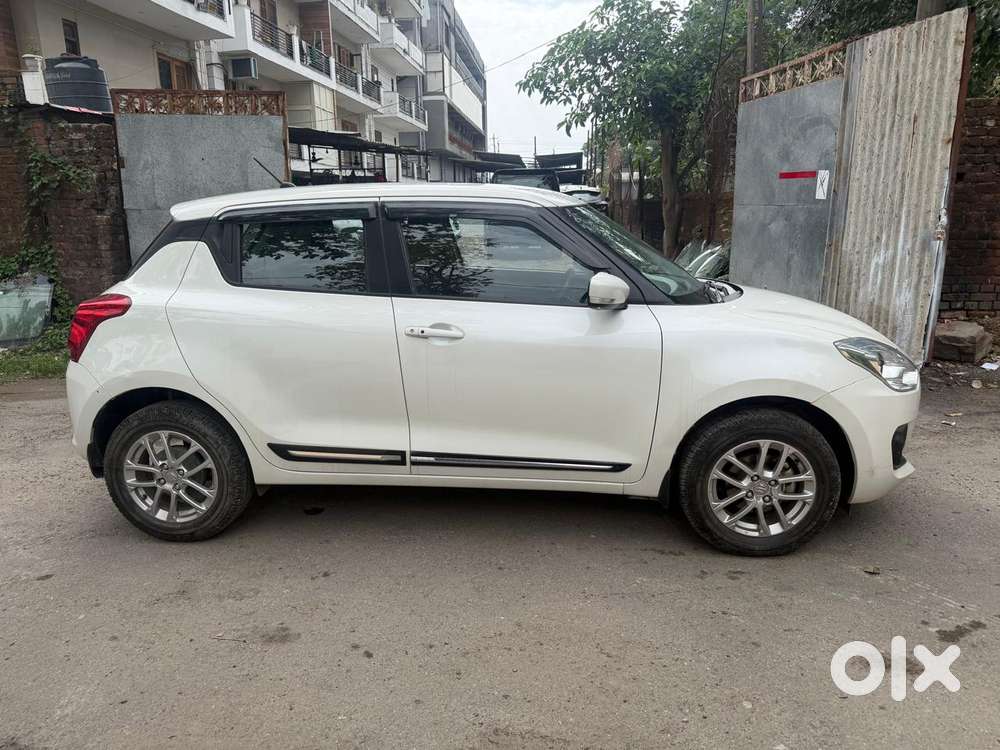 Maruti Suzuki Swift Amt Zxi Plus, 2023, Petrol