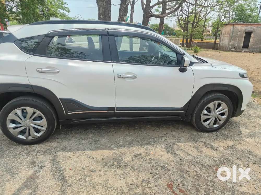 Maruti Suzuki Fronx 2025 Automatic Petrol 15000 Km Driven
