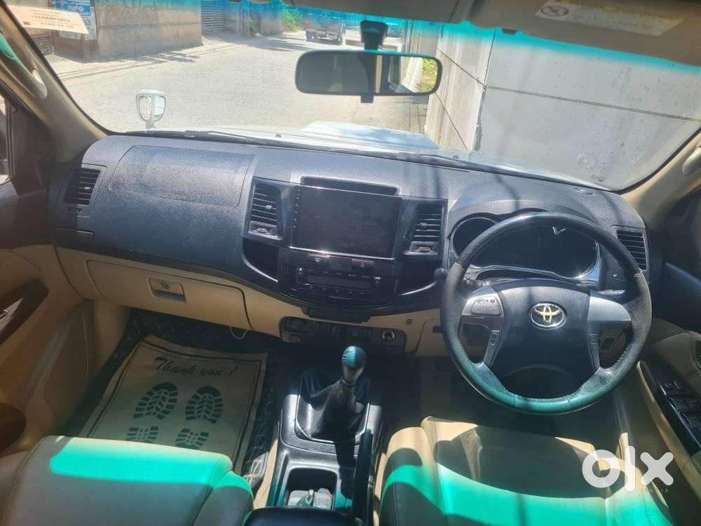 Toyota Fortuner 4x2 Manual, 2014, Diesel
