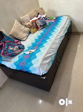 Single bed with on sale storage olx