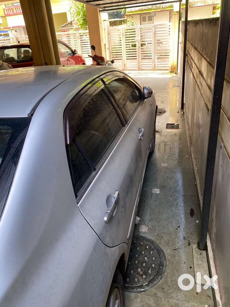 Toyota Coroll Altis 2010