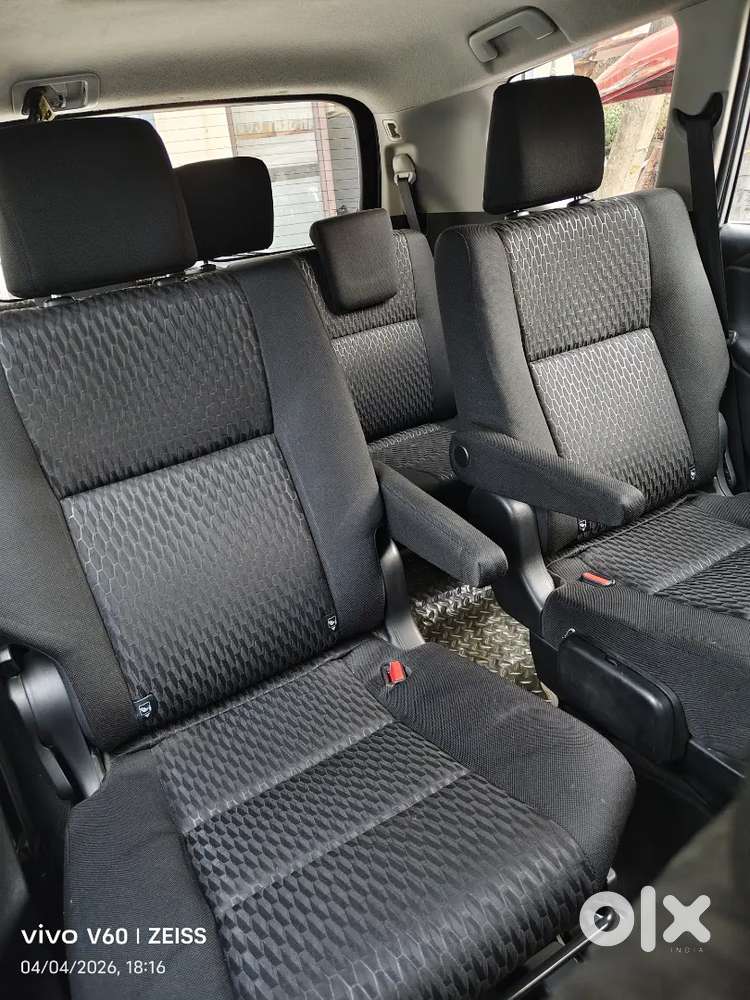 Toyota Innova Crysta 2017