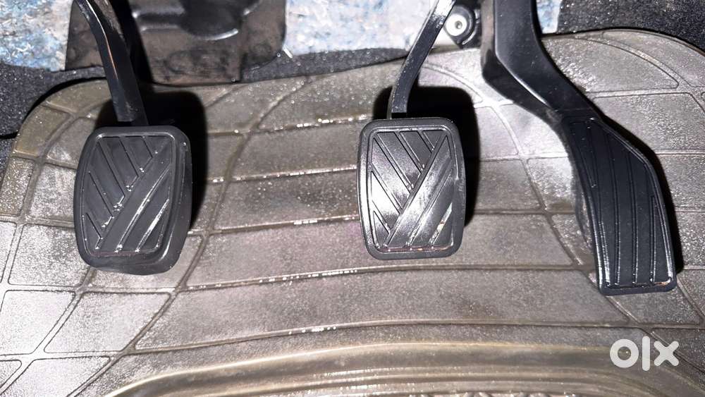 Maruti Suzuki Brezza 1.5 Zxi Smart Hybrid, 2022, Petrol