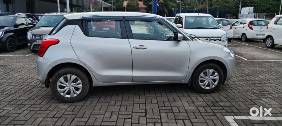 Maruti Suzuki Swift, 2022, Petrol
