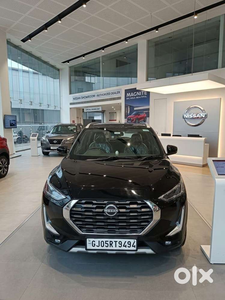 Nissan Magnite 1.0 Xv Executive Turbo Cvt, 2022, Petrol