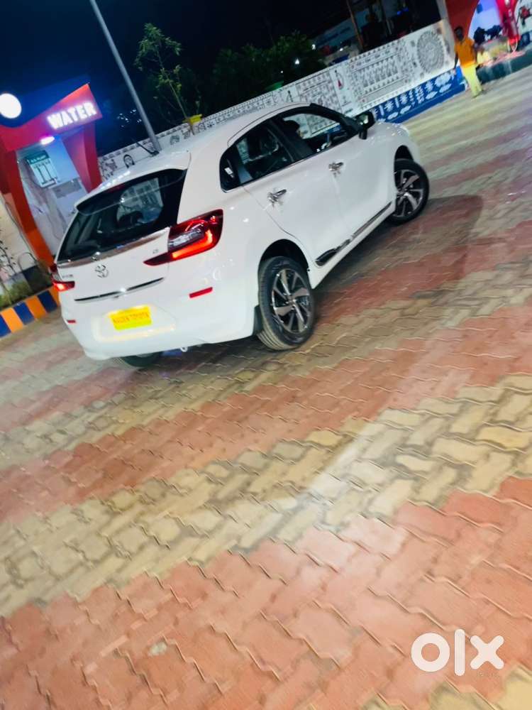 Toyota Glanza Automatic Car Petrol
