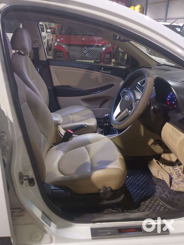 Hyundai Verna Sx(o) Petrol At, 2013, Petrol