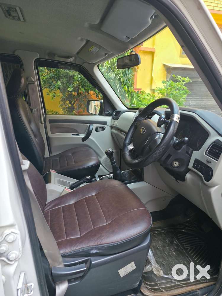 Mahindra Scorpio S6 Plus, 2015, Diesel