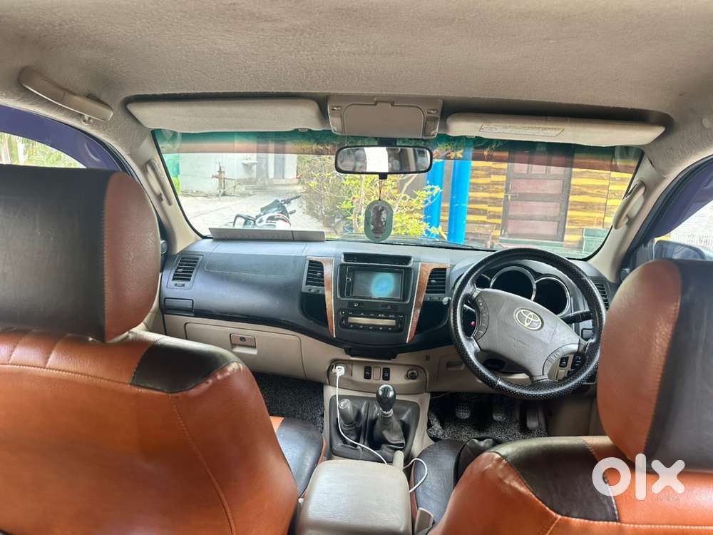Toyota Fortuner Diesel 2010 Year
