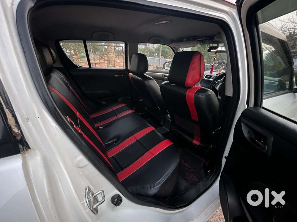 Maruti Suzuki Swift 1.2 Vxi Glory Edition, 2016, Petrol