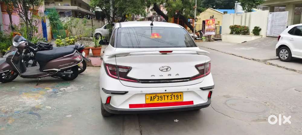 Hyundai Aura Crdi 2021 Manual
