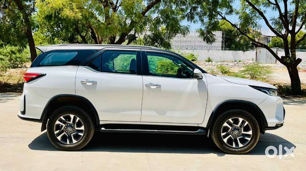 Toyota Fortuner Legender 4x2 At 2.8, 2024, Diesel