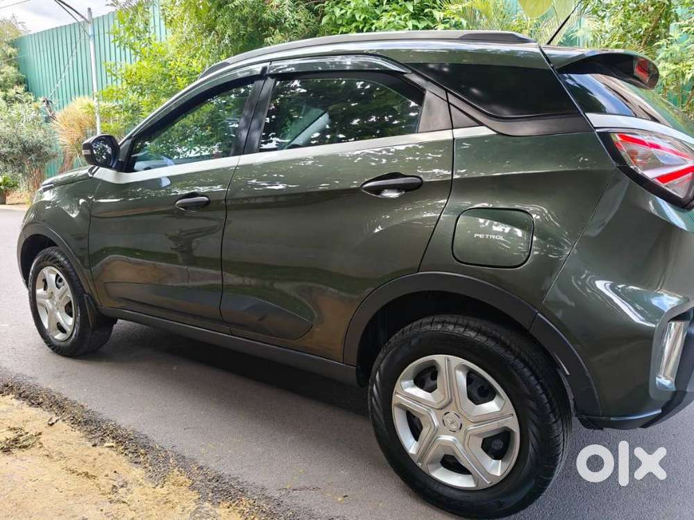 Tata Nexon 1.2 Revotron Xt, 2020, Petrol
