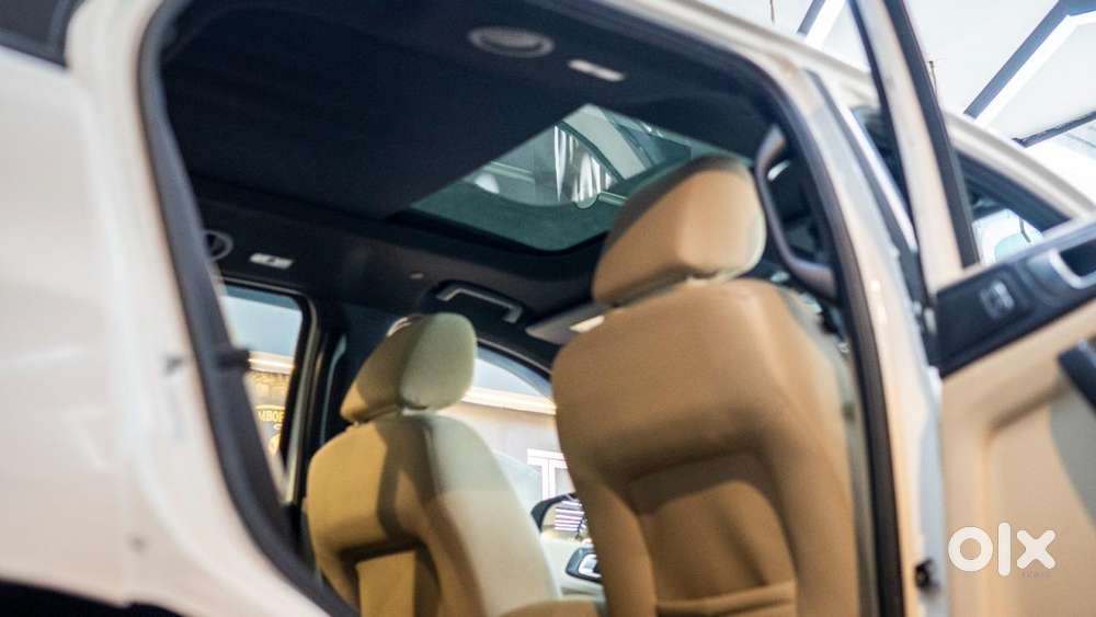 Ford Endeavour 3.2 Titanium At 4x4, 2017, Petrol