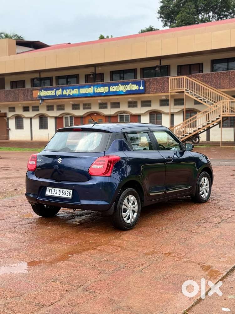 Maruti Suzuki Swift Vvt Vxi, 2021, Petrol