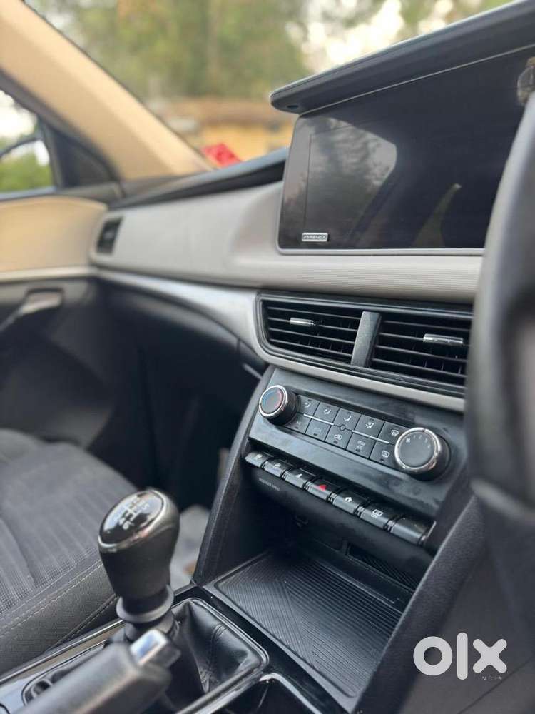 Mahindra Xuv700 2022