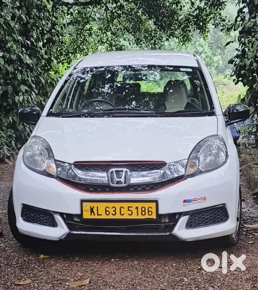 Honda Mobilio 1.5 V 2015 Finance Availavle