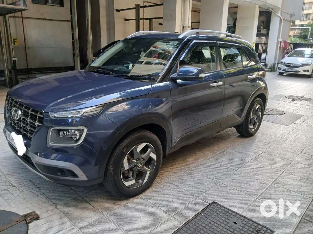 Hyundai Venue 2019 Petrol 35000 Km Driven