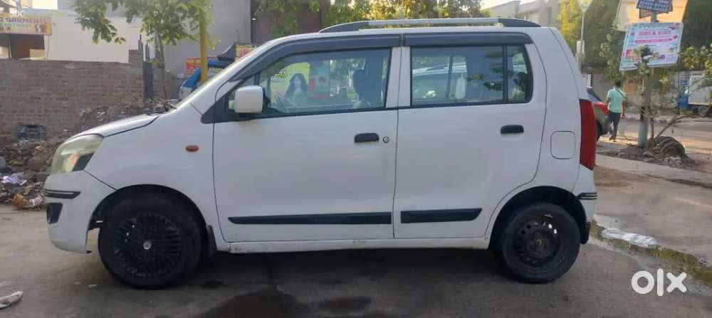 Maruti Suzuki Wagon R 2016 Petrol 98000 Km Driven +cng