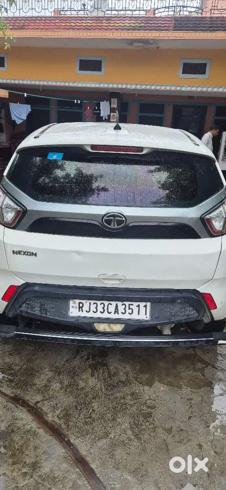 Tata Nexon Diesel Mt 2018