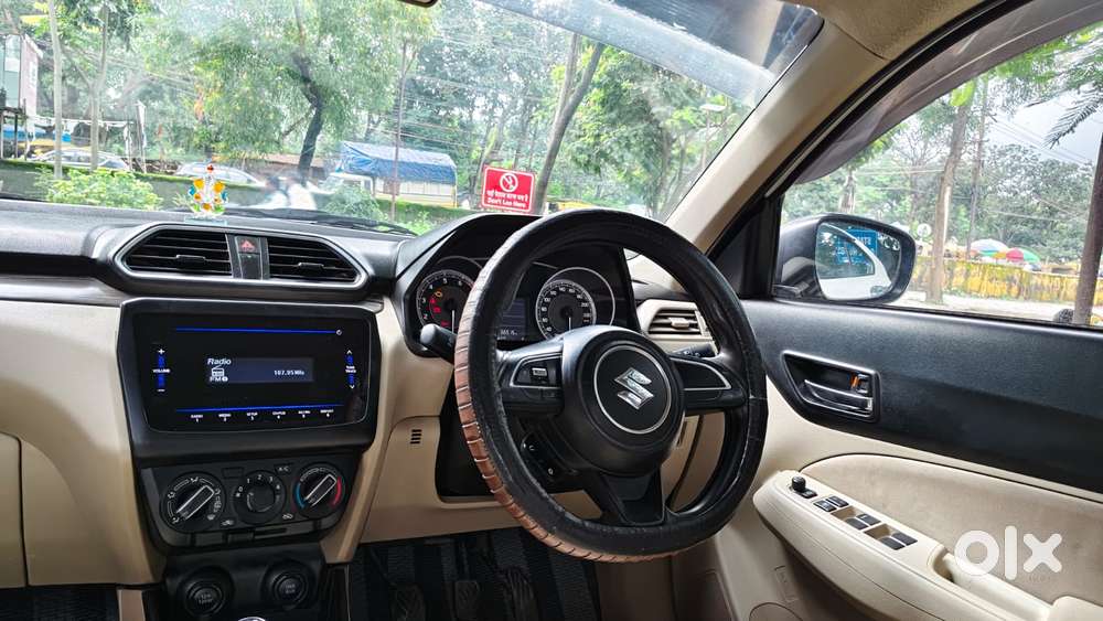 Maruti Suzuki Dzire 1.2 Vxi, 2022, Petrol