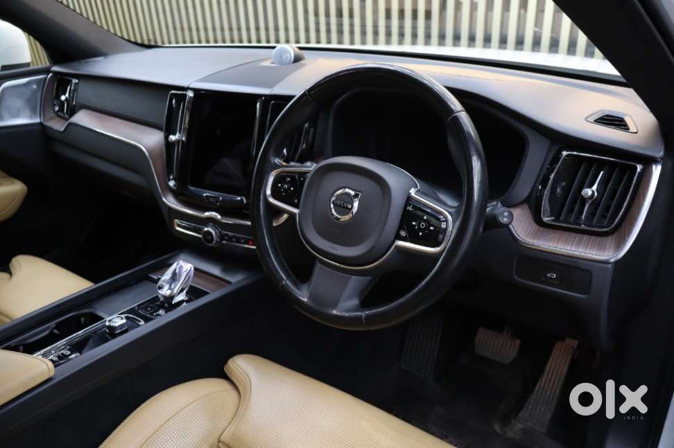 Volvo Xc60 2.0 B5 Ultimate, 2023, Petrol