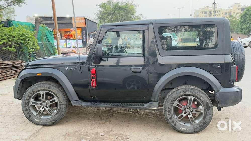 Mahindra Thar Petrol 2023