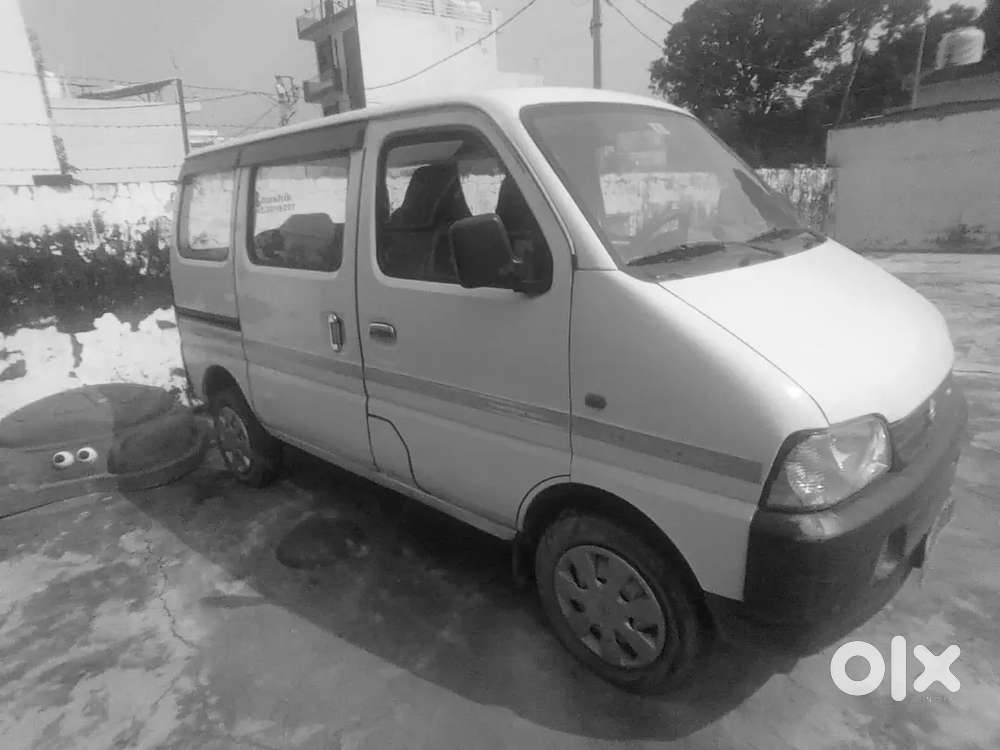 Maruti Suzuki Eeco Smiles 2023
