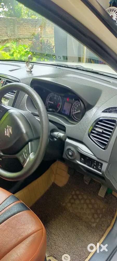 Maruti Suzuki Brezza Zdi 2017