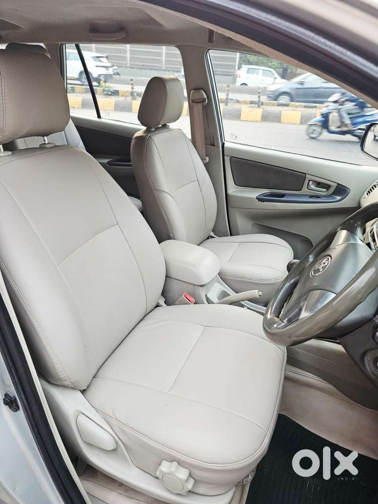 Toyota Innova 2.5 Gx 7 Str Bs-iii, 2014, Diesel
