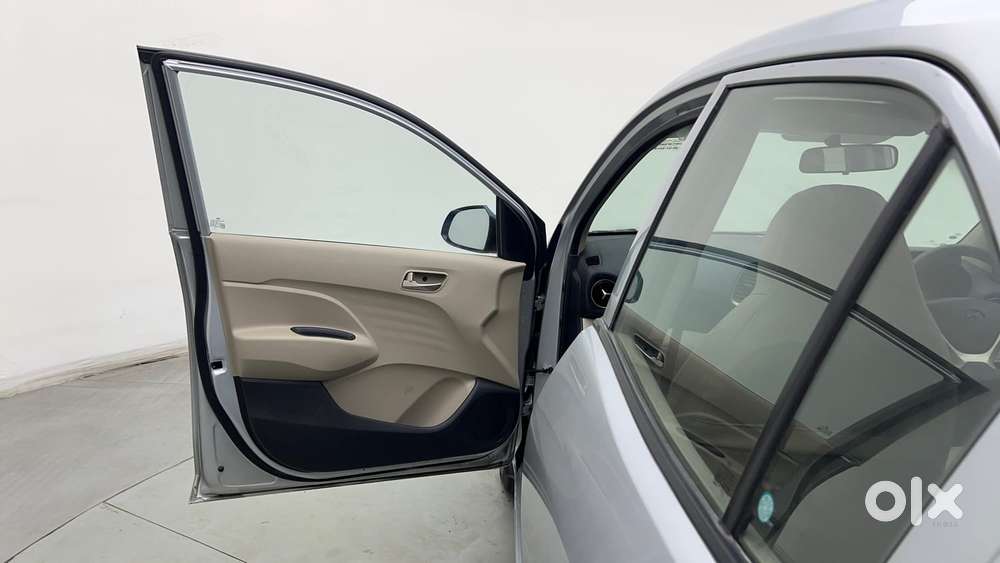 Hyundai Santro Asta, 2019, Petrol