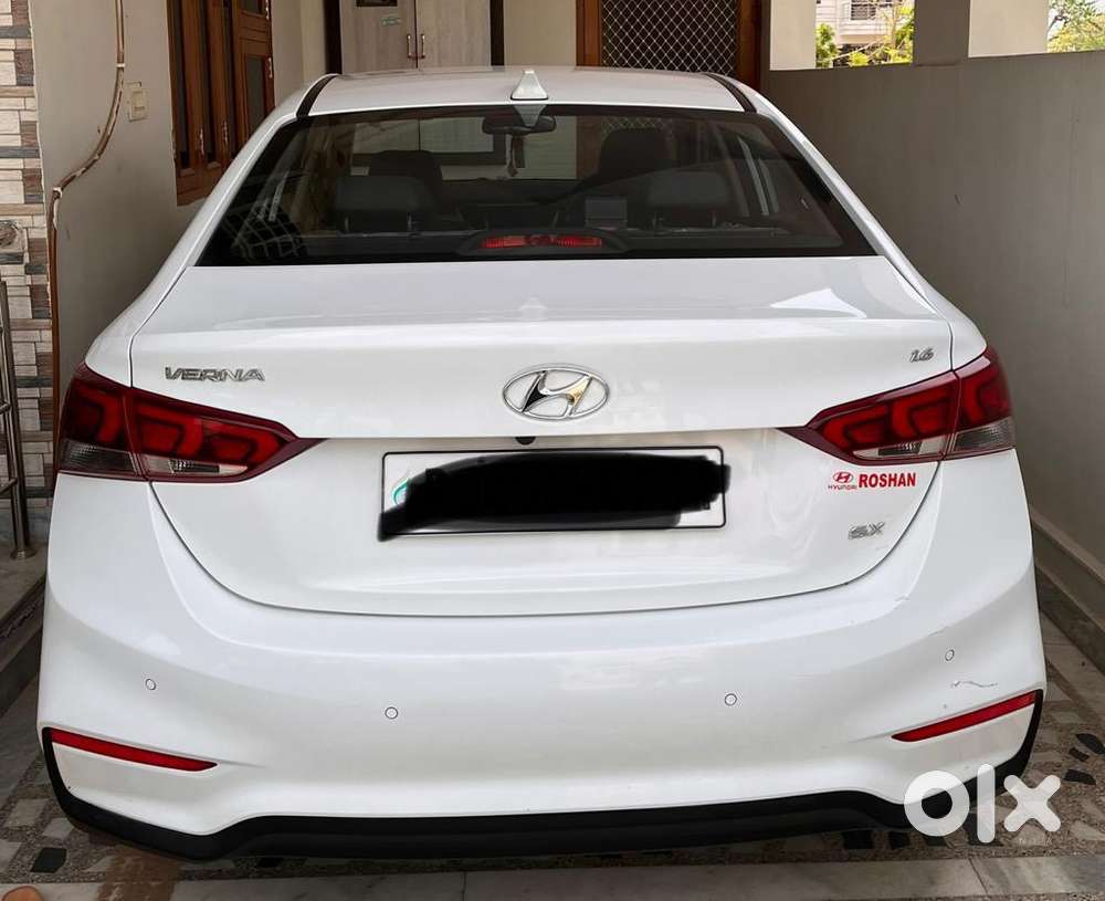 Hyundai Verna Petrol 39800 Km Driven