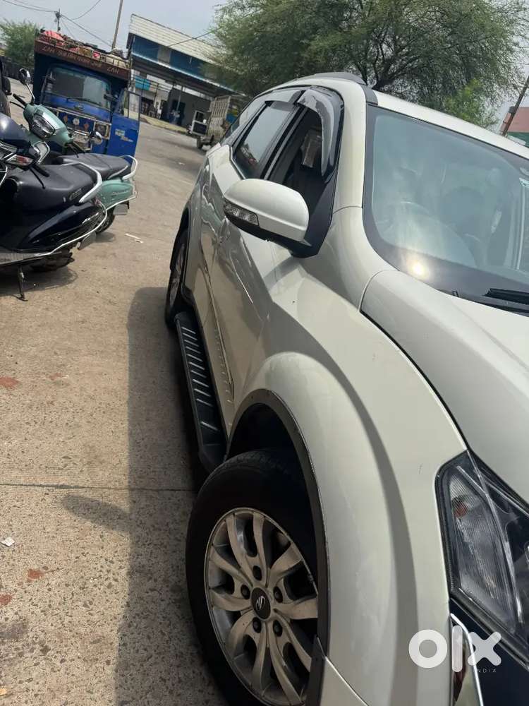 Mahindra Xuv500 2016 Diesel 100000 Km Driven