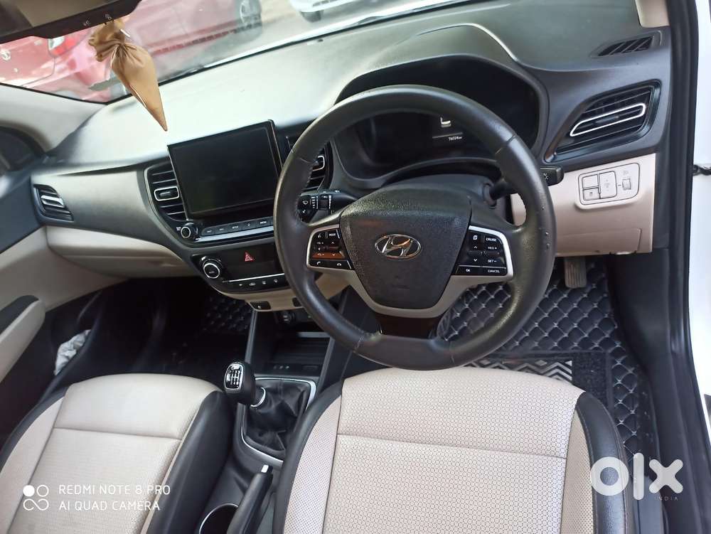 Hyundai Verna 1.5 Mpi Mt Sx (o), 2022, Petrol