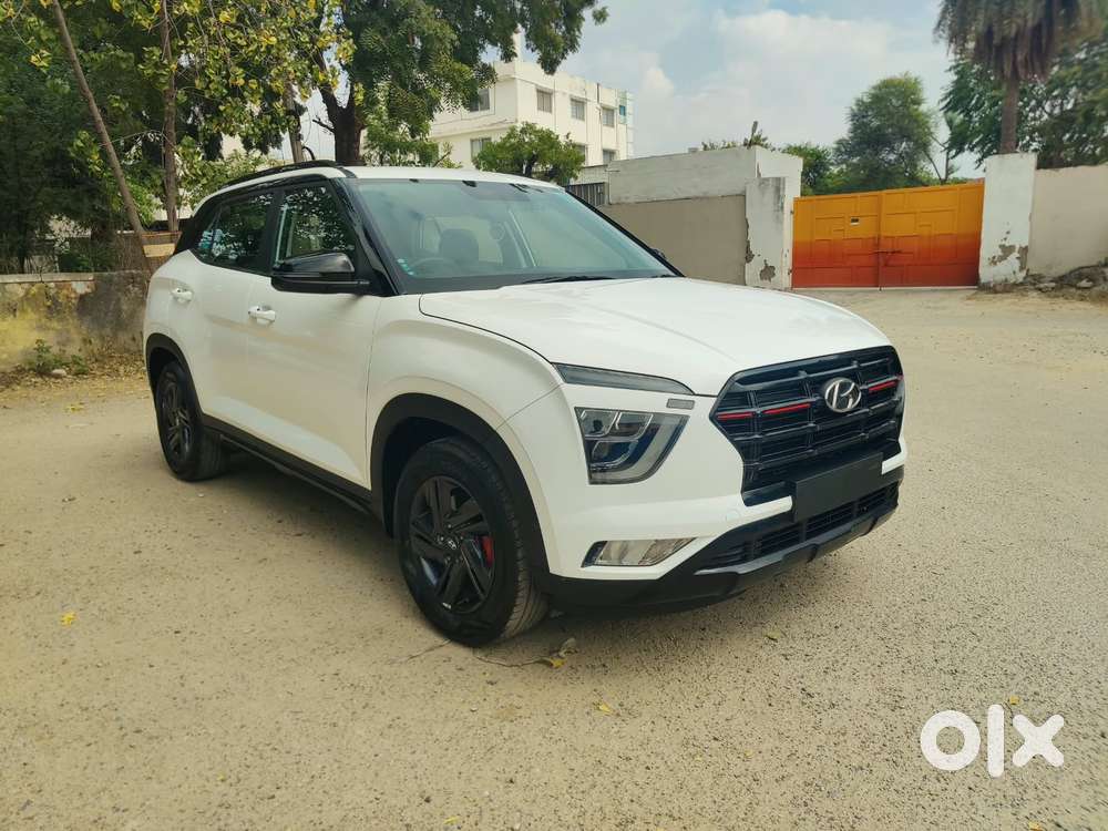 Hyundai Creta 1.5 S Plus Knight Petrol Dual Tone, 2023, Petrol