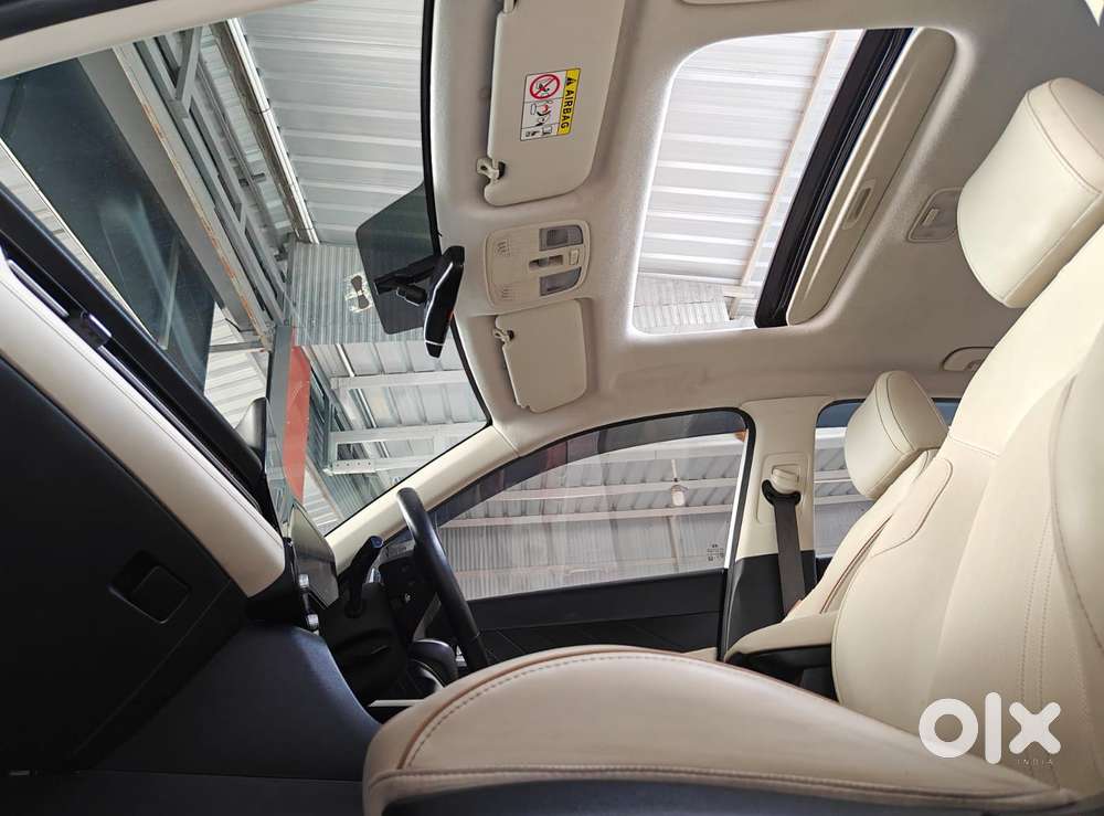 Hyundai Verna 1.5 Sx (o) Petrol Mt, 2023, Petrol