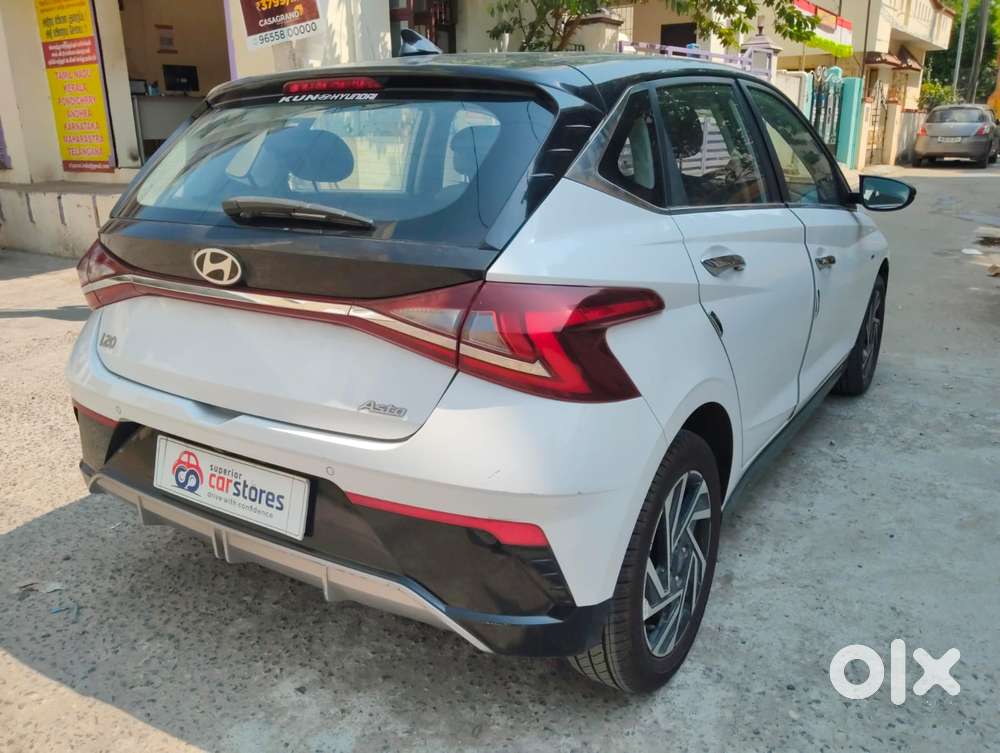 Hyundai I20 Asta (o) 1.2 Ivt, 2023, Petrol