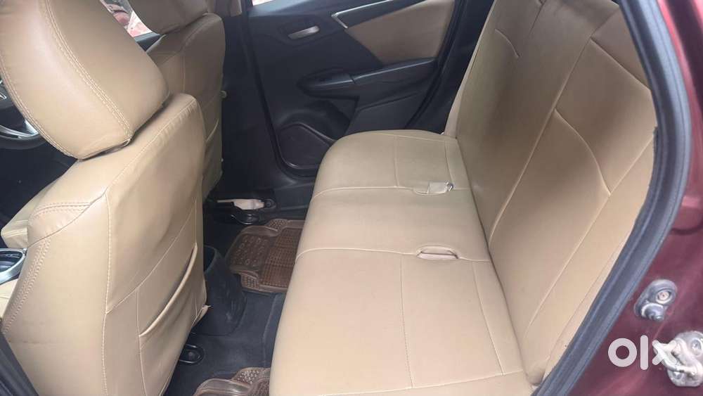 Honda Jazz V Automatic, 2016, Petrol