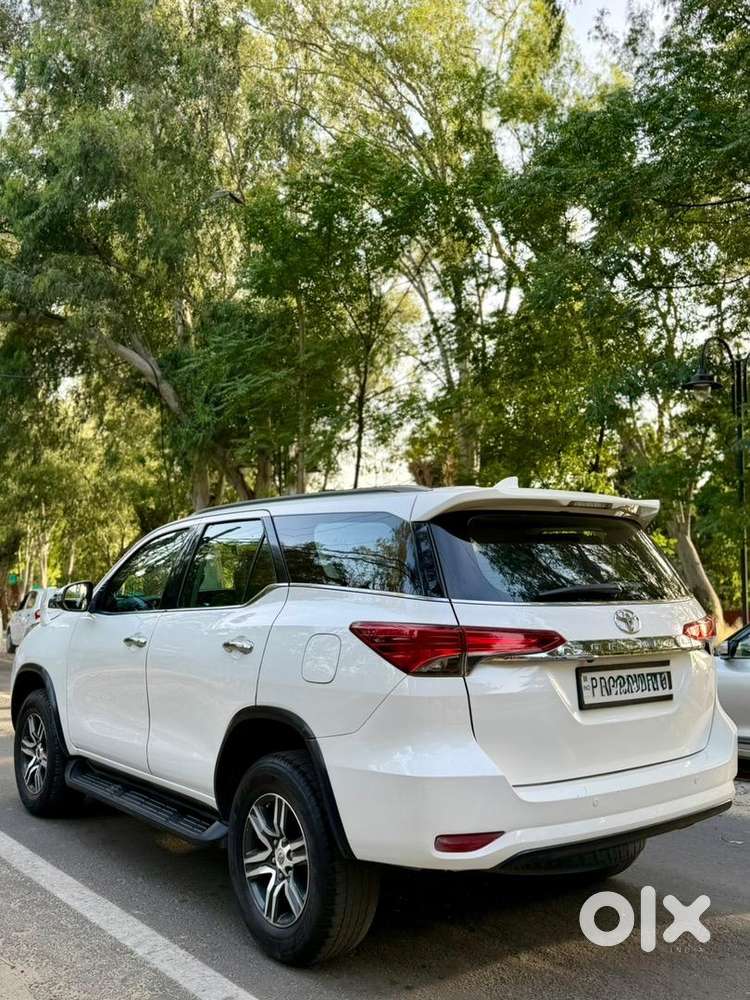 Toyota Fortuner 2018 Diesel Well Maintained