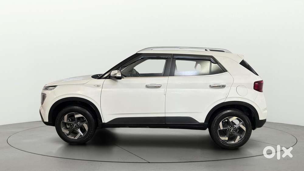 Hyundai Venue S, 2022, Petrol