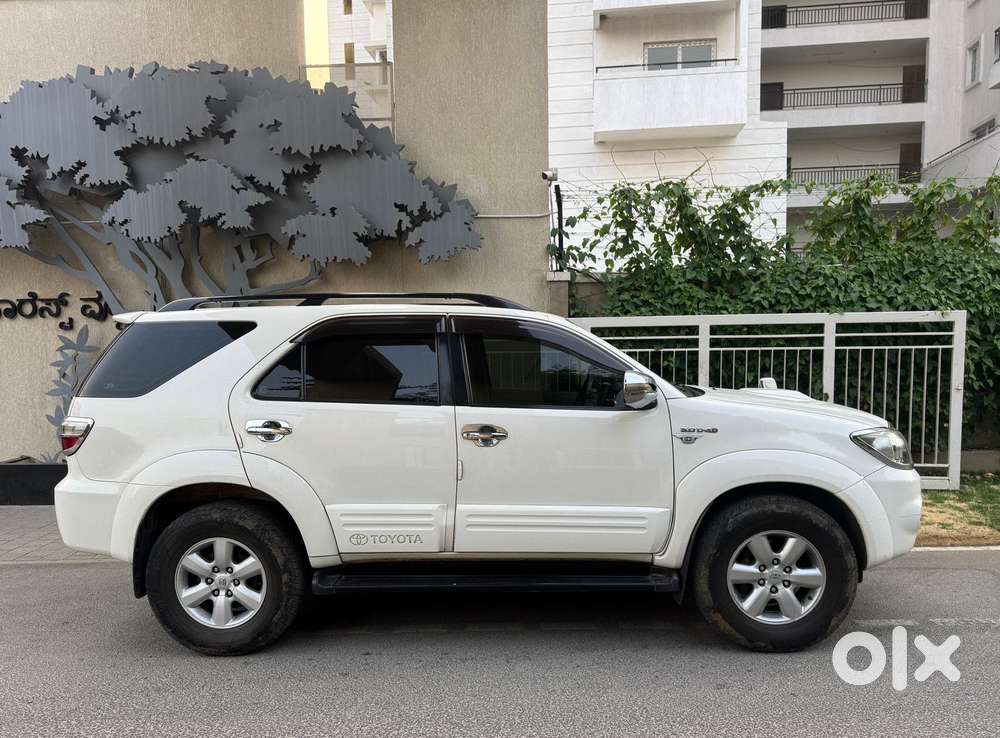 Toyota Fortuner 3.0 4x4 Manual, 2009, Diesel
