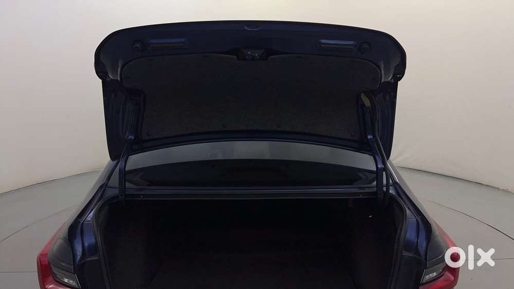 Honda City 1.5 Zx I-vtec Mt, 2023, Petrol