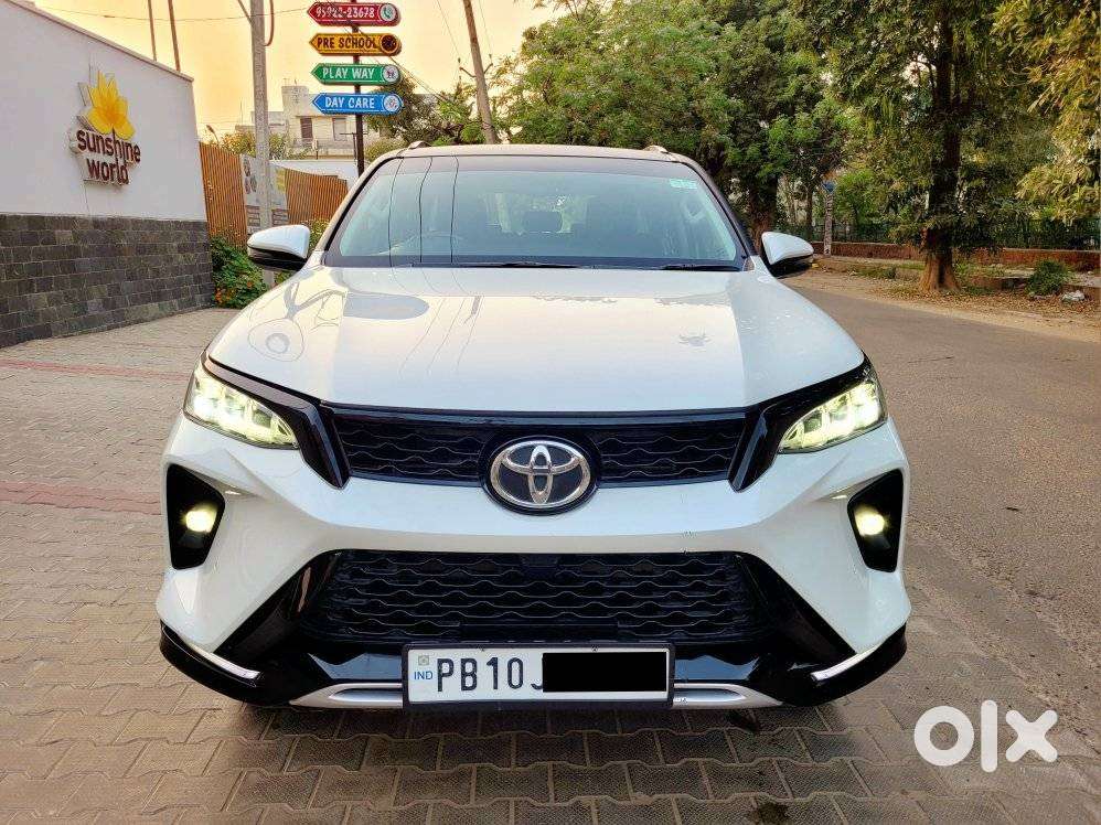 Toyota Fortuner Legender 4x2 At 2.8, 2025, Diesel