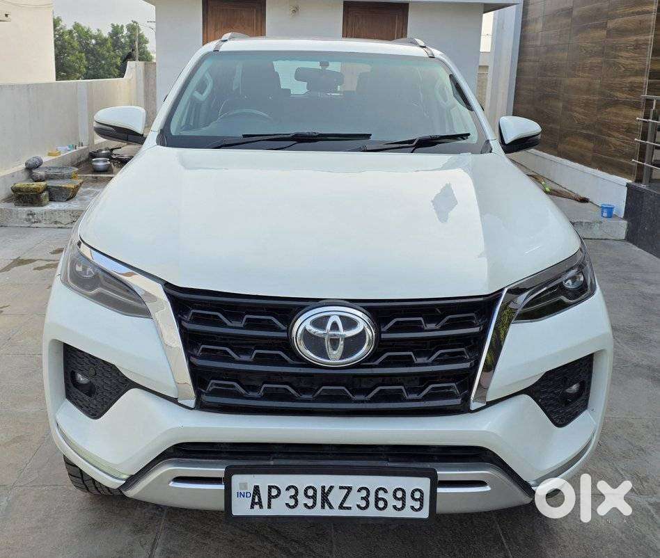 Toyota Fortuner 4x2 Mt 2.8 Diesel, 2021, Diesel