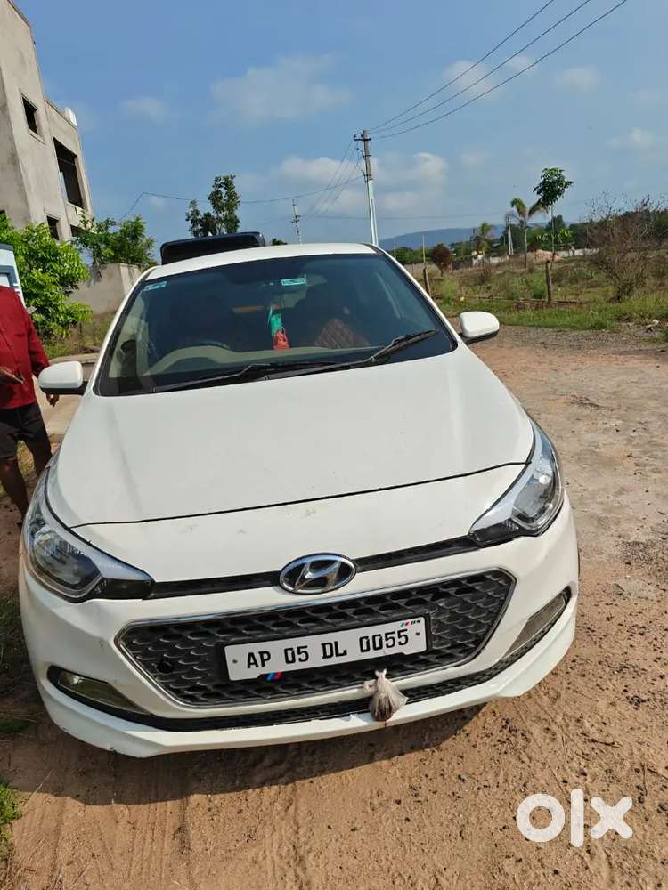 Hyundai I20 2016 Diesel 120000 Km Driven