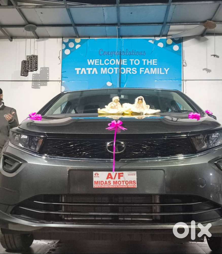 Tata Altroz Xm Petrol 2025