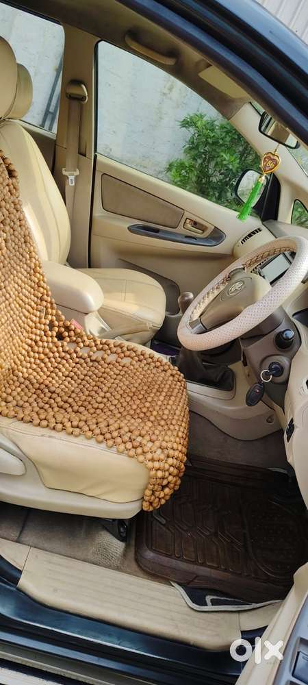 Toyota Innova Crysta 2.5z, 2006, Diesel