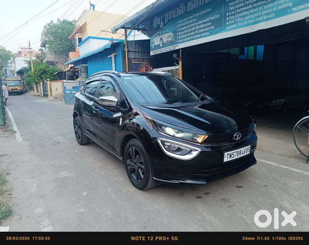 Tata Altroz Xz Plus (s) Dark Edition, 2023, Petrol